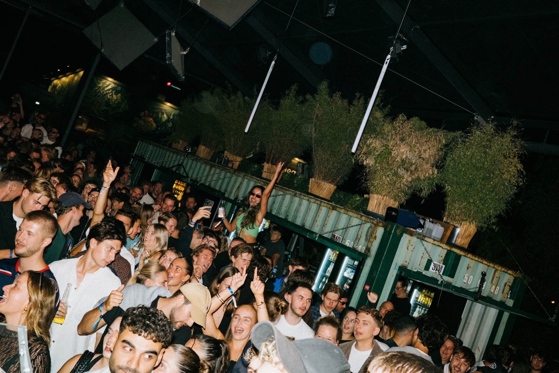 Crowd at Dockland Summer Closing