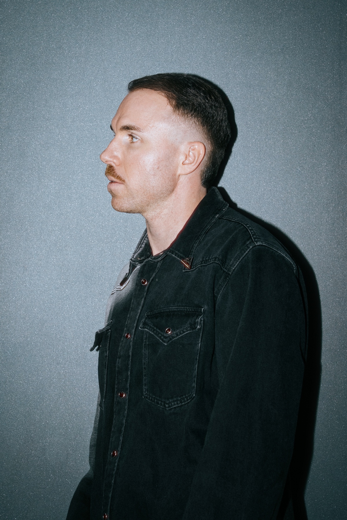 Nik Andersson profile portrait